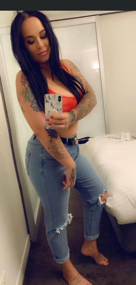 Foto di nudo di fuga di OnlyFans di Justyouraveragemumx