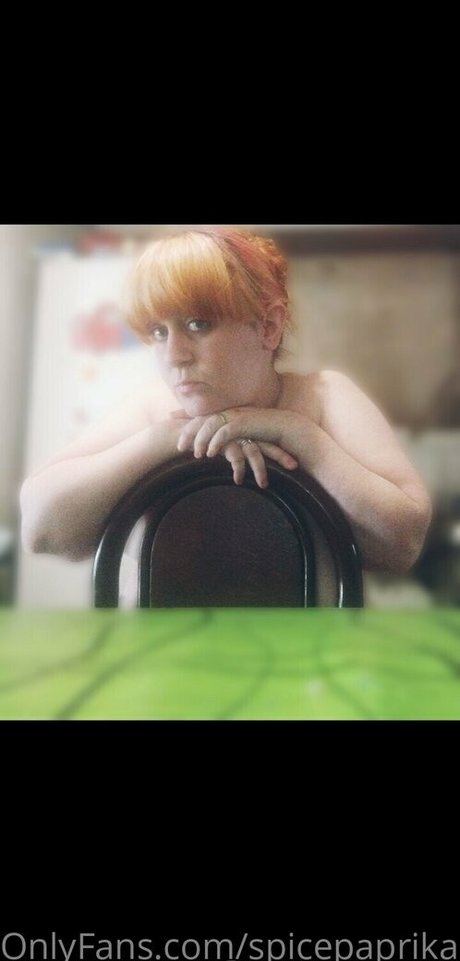 Foto di nudo di fuga di OnlyFans di Spicepaprika