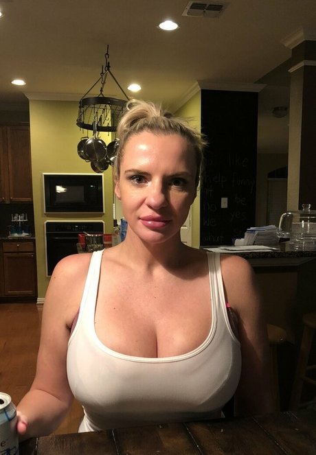Tori Hendricz