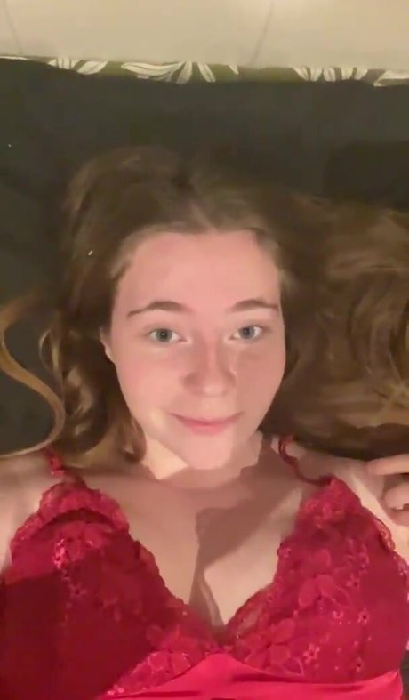 Foto di nudo di fuga di OnlyFans di Tictoc Honey