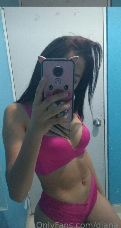 Foto di nudo di fuga di OnlyFans di Dianarojas