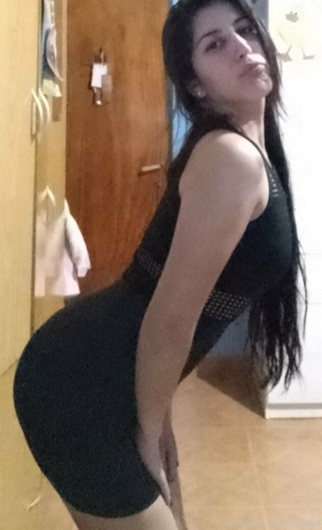 Foto di nudo di fuga di OnlyFans di Vickiita
