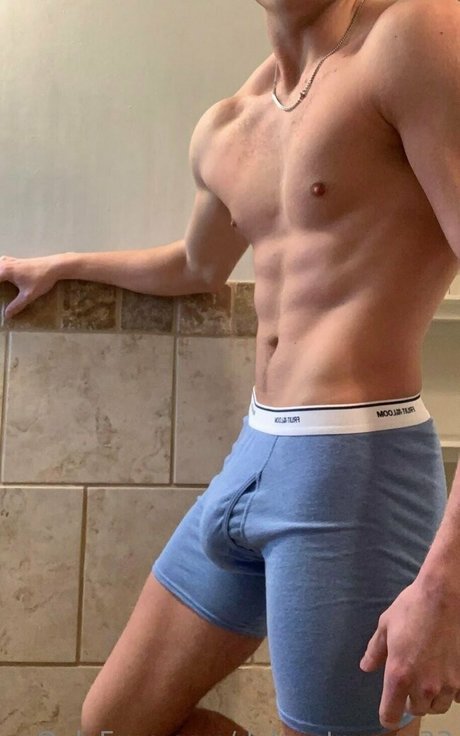Foto di nudo di fuga di OnlyFans di Dylanstevens33