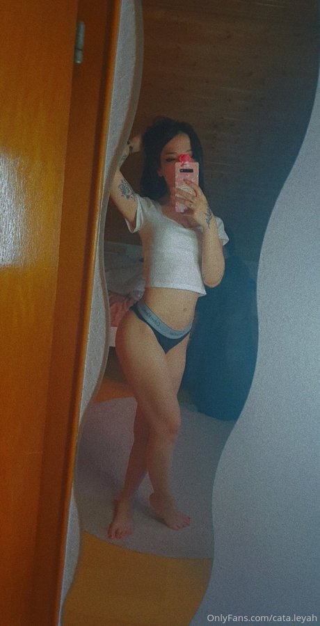 Foto di nudo di fuga di OnlyFans di Cataleyah