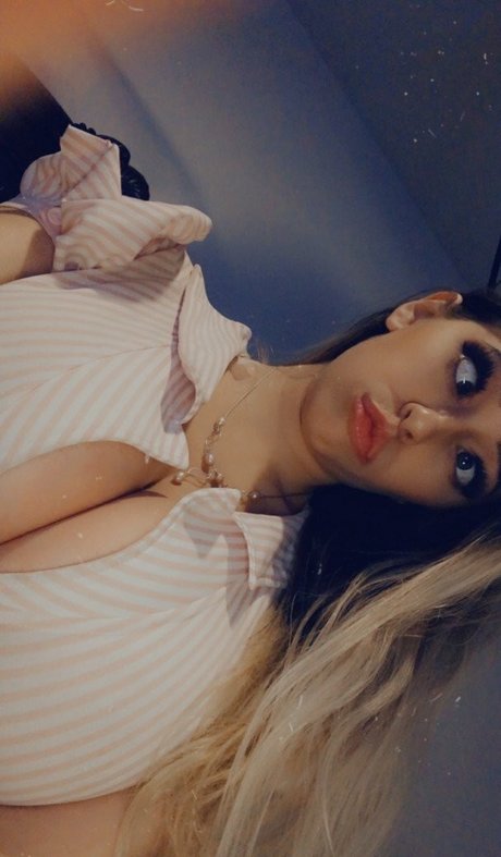 Foto di nudo di fuga di OnlyFans di Madison Carter