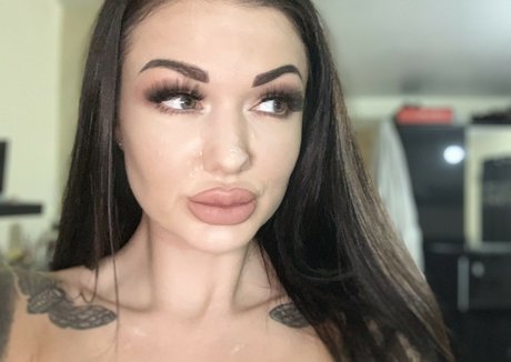 Foto di nudo di fuga di OnlyFans di Stephanie Anne