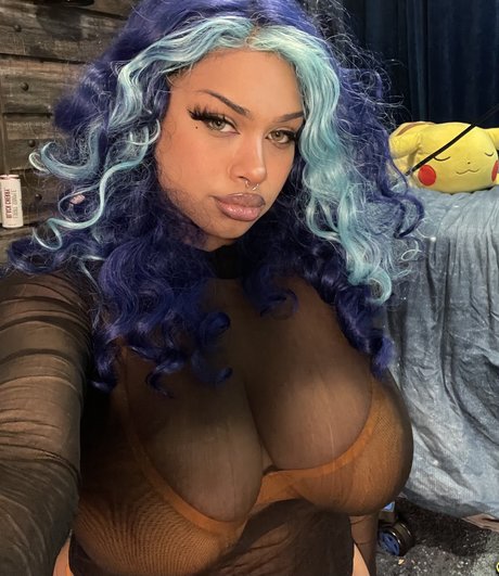 Foto di nudo di fuga di OnlyFans di Lia Bluemoon