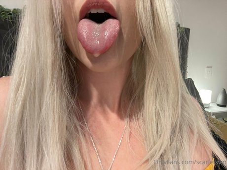 Foto di nudo di fuga di OnlyFans di Scarlet Tamper