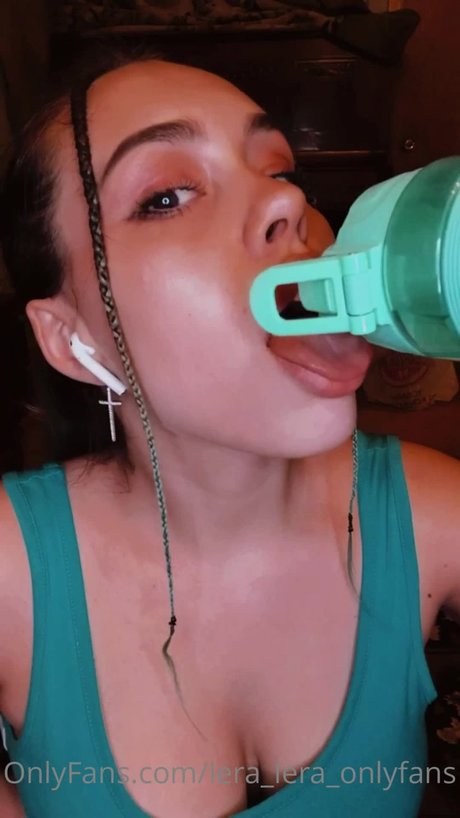 Foto di nudo di fuga di OnlyFans di Lera Lera