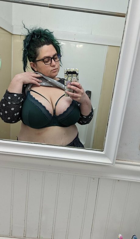 Foto di nudo di fuga di OnlyFans di Bit666