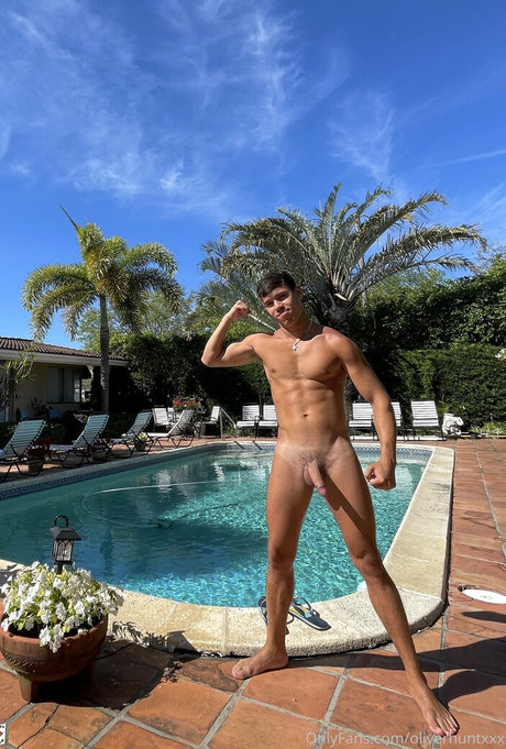 Foto di nudo di fuga di OnlyFans di Oliverhuntxxx