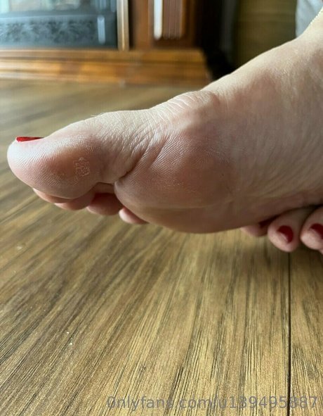 Footmistressmissb