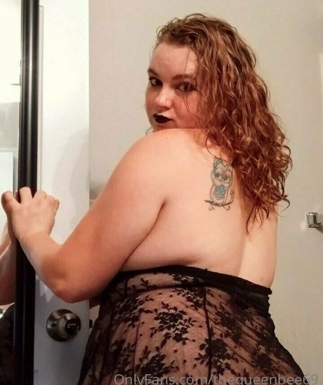 Foto di nudo di fuga di OnlyFans di Thequeenbee69