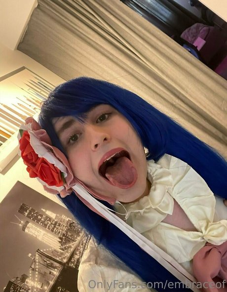 Foto di nudo di fuga di OnlyFans di Embraceof
