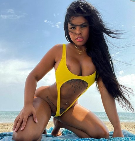 Foto di nudo di fuga di OnlyFans di Rihanna Miller