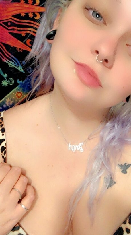 Foto di nudo di fuga di OnlyFans di Bxbygxrl21
