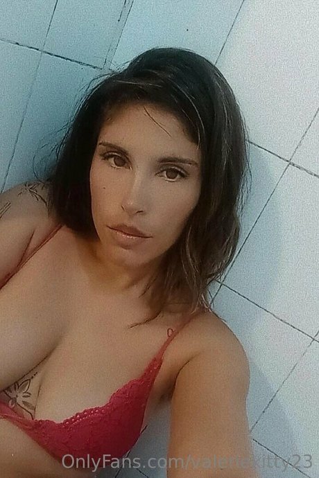 Foto di nudo di fuga di OnlyFans di Valeriekitty23