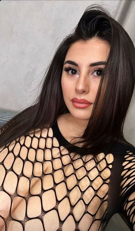 Foto di nudo di fuga di OnlyFans di Aria Carol