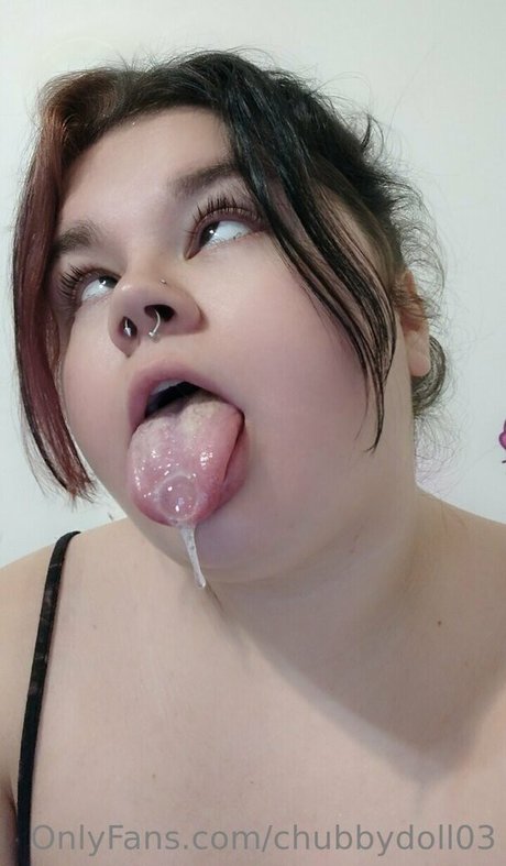 Foto di nudo di fuga di OnlyFans di Chubbydoll03