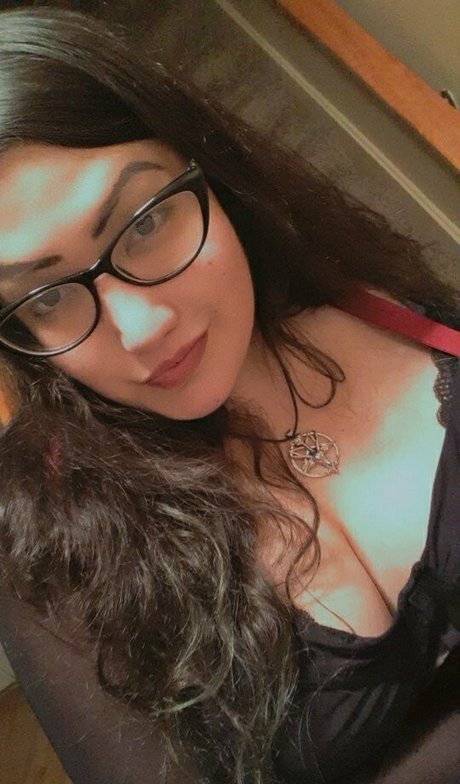 Foto di nudo di fuga di OnlyFans di Spacevvitch666