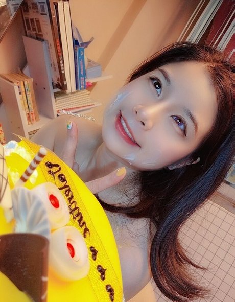 Foto di nudo di fuga di OnlyFans di Riribonni
