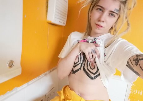 Foto di nudo di fuga di OnlyFans di Welcometothesewer