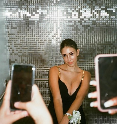 Leilani Azalea