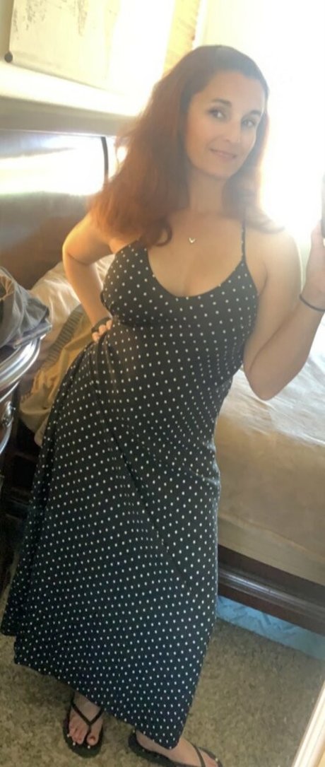 Foto di nudo di fuga di OnlyFans di Mrs Badass