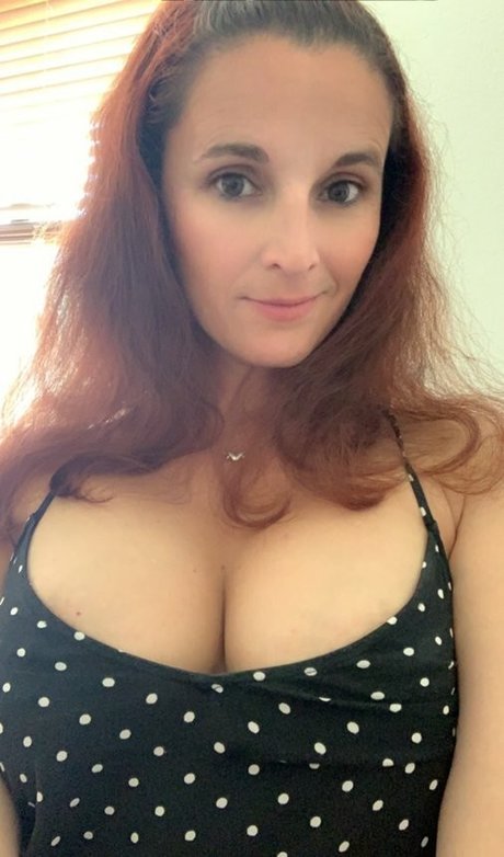 Foto di nudo di fuga di OnlyFans di Mrs Badass