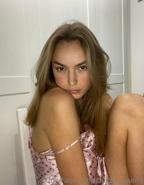 Foto di nudo di fuga di OnlyFans di Callmenaomi