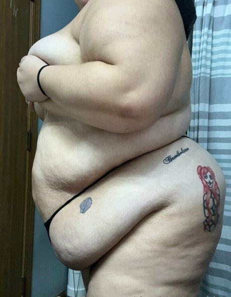 Foto di nudo di fuga di OnlyFans di Thebigbambina
