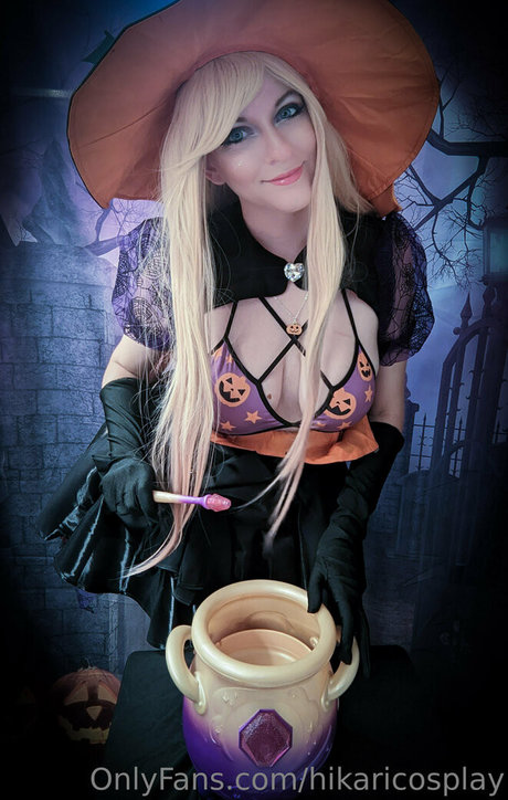 Foto di nudo di fuga di OnlyFans di Hikaricosplay