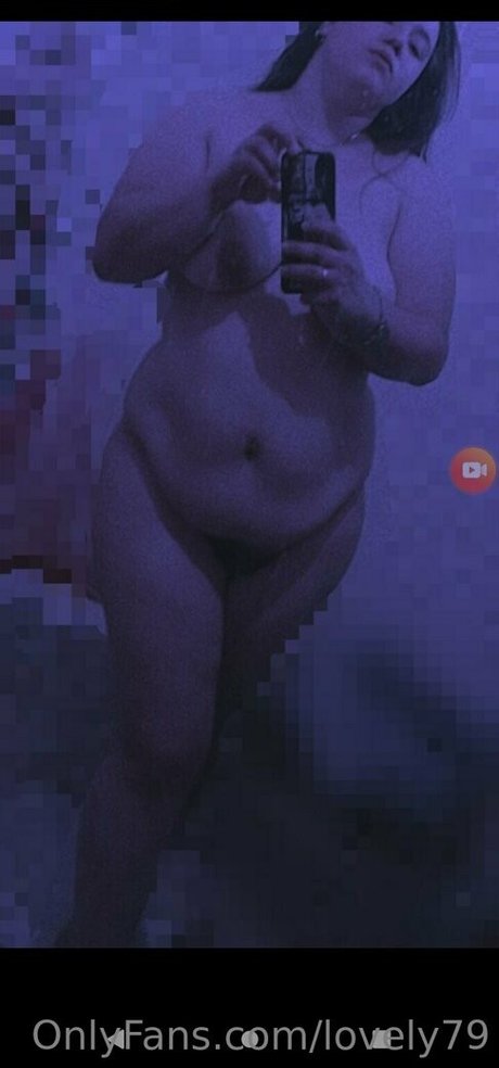 Foto di nudo di fuga di OnlyFans di Lovely79