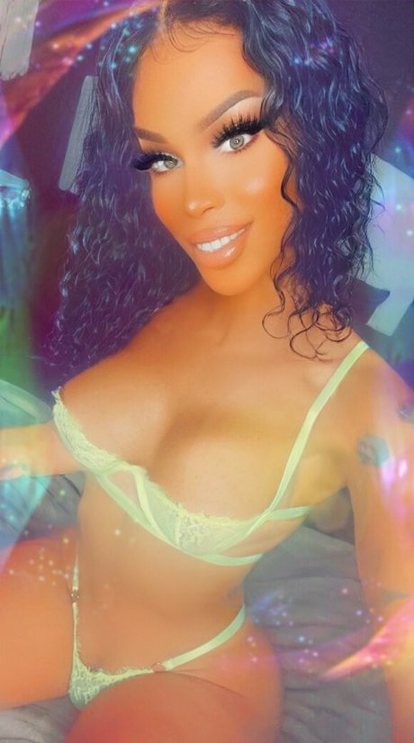 Foto di nudo di fuga di OnlyFans di Tsbellabeauty