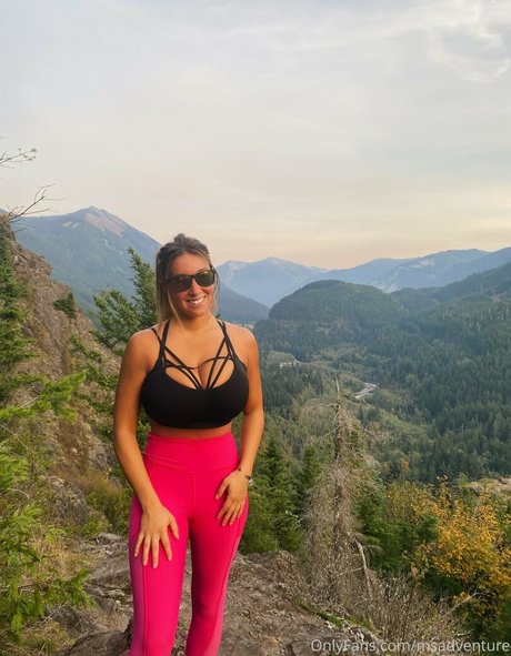 Foto di nudo di fuga di OnlyFans di Msadventure