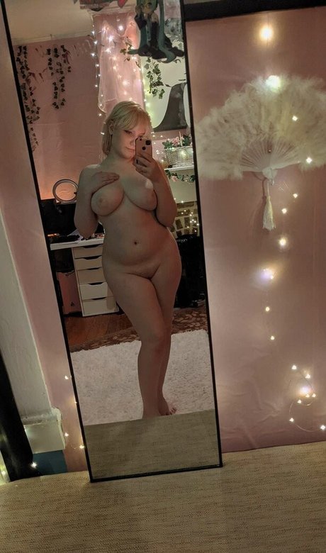 Foto di nudo di fuga di OnlyFans di Natalie Minx