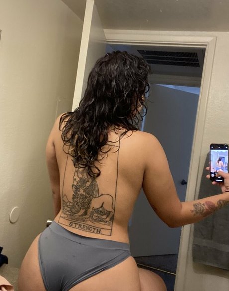 Curvybxtch