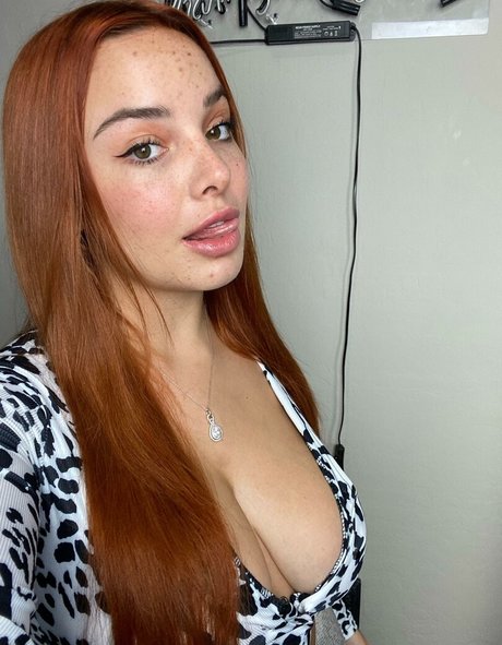 Foto di nudo di fuga di OnlyFans di Kencake