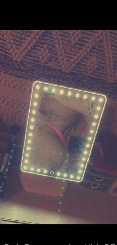 Foto di nudo di fuga di OnlyFans di Matilda37
