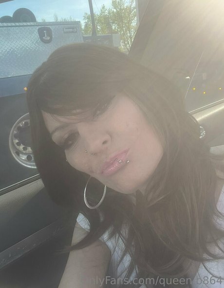 Queenb864