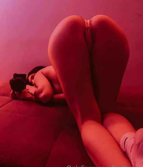Foto di nudo di fuga di OnlyFans di Kaitlyngr