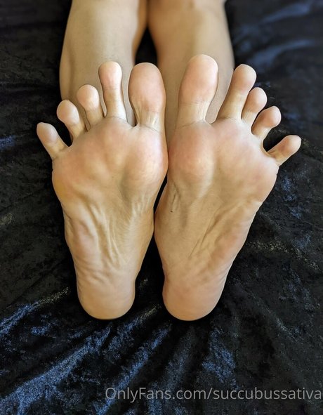 Foto di nudo di fuga di OnlyFans di Succubussativa