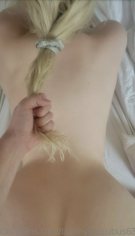 Foto di nudo di fuga di OnlyFans di Bunnysuccubus637