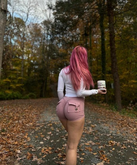 Foto di nudo di fuga di OnlyFans di Delaney Short