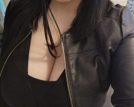 Nextdoorqueen
