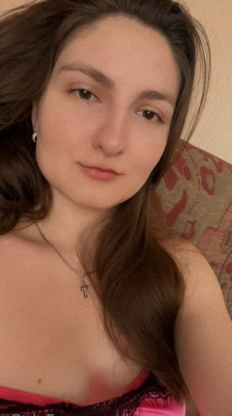 Foto di nudo di fuga di OnlyFans di Lolamercedes