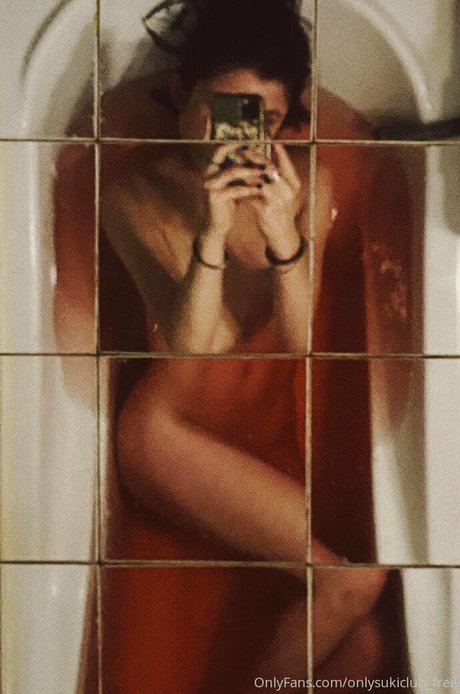 Foto di nudo di fuga di OnlyFans di Onlysukiclubfree