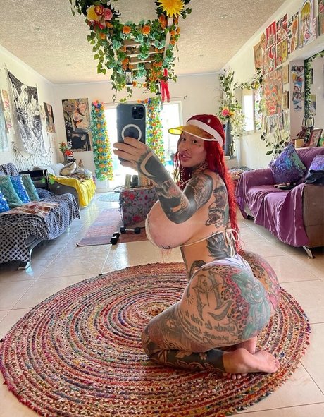 Foto di nudo di fuga di OnlyFans di Sexymarymagdalene