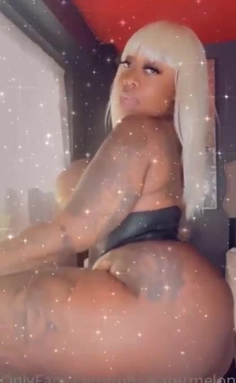 Foto di nudo di fuga di OnlyFans di Misswatermelonqueen