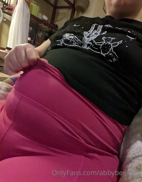 Foto di nudo di fuga di OnlyFans di Abbybeebelly